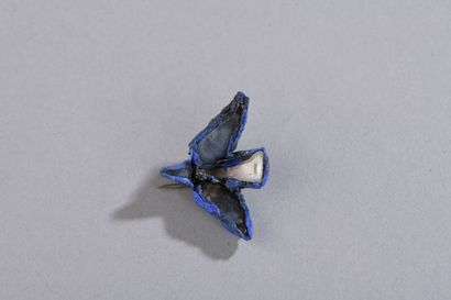 null Line VAUTRIN (1913 - 1997)

Hatpin - brooch, with bird body in blue talosel...
