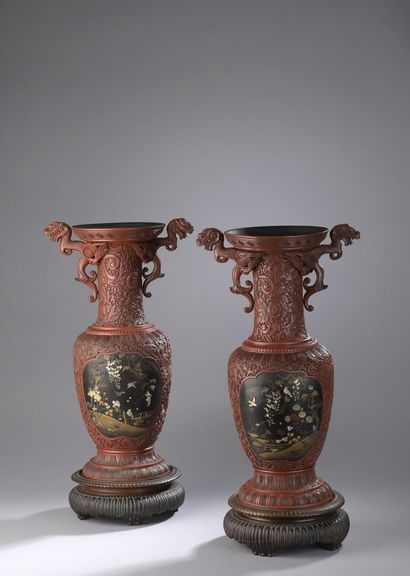 null JAPAN - 20th century

A pair of open-necked baluster vases on pedestals imitating...