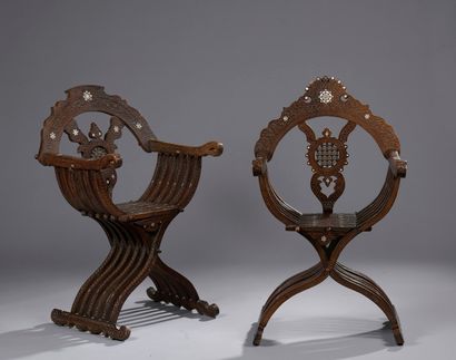 null Two " dagobert " armchairs from Levant

Wood inlaid with mother-of-pearl, turned...