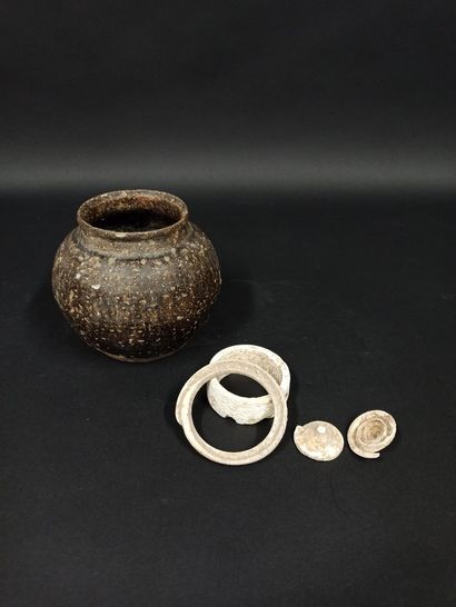 null Excavation pieces including a bracelet, pot and various

South East Asia
