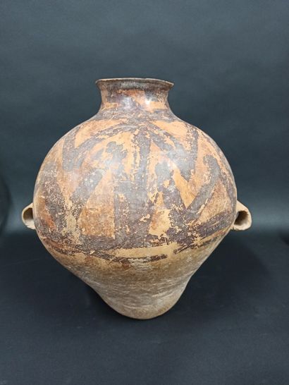 null Jar with two handles in terra cotta with polychrome slip.

China, Neolithic...