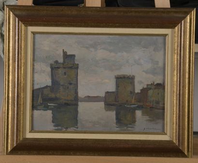 null CHARLOPEAU Gabriel, 1889-1967

L’entrée du port de La Rochelle

huile sur panneau

signé...