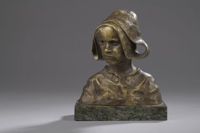null MILLES Ruth Anna Maria, 1873-1941

Young girl with a bonnet

bronze bust with...