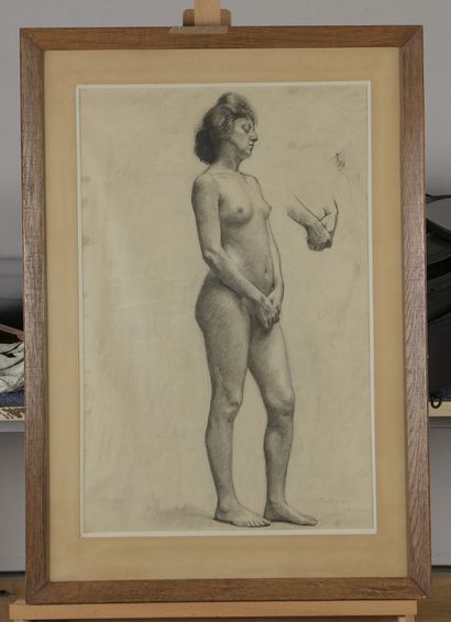 null DE LA FRESNAYE Roger, 1885-1925

Standing nude female model

black pencil drawing...