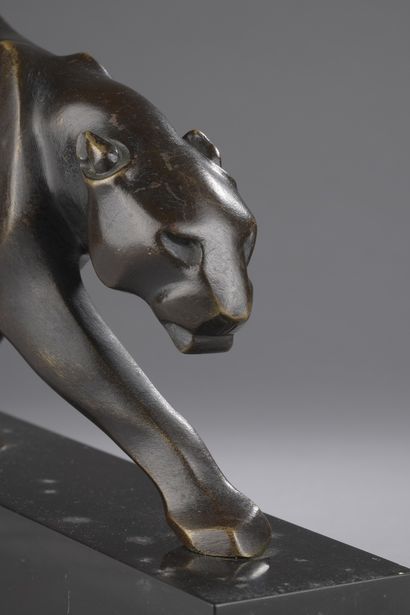 null PROST Maurice, 1894-1967

Panther walking

bronze with dark brown patina on...