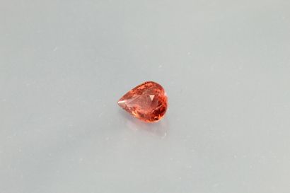null Pink tourmaline pear on paper.

Weight: 1, 05 cts.