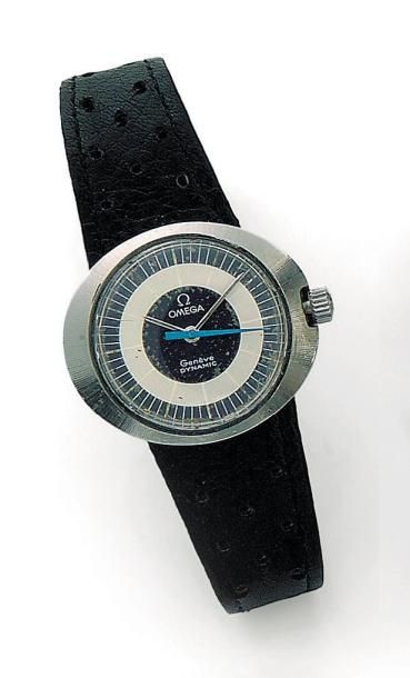 OMÉGA Dynamic Montre de dame ovale en acier. Cadran bleu et argenté (taches). Mouvement...