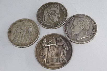 null Ensemble de pièces en argent :

- 5 francs Louis-Philippe I Type Domard, 2è...