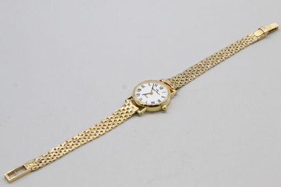 null YONGER BRESSON

Montre bracelet de dame, boîtier rond en or jaune 18k (750),...