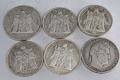 null Lot de 6 pièces en argent comprenant :

- 5 Francs 1844 W (Lille).

- 10 francs...