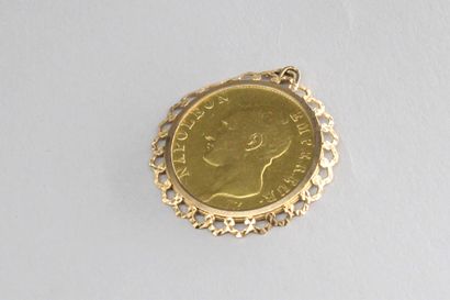 null Pièce en or de 40 Francs Napoléon Ier, 1806 A.

Montée en pendentif en or jaune...
