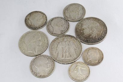 Ensemble de pièces en argent : 
- 1 franc...