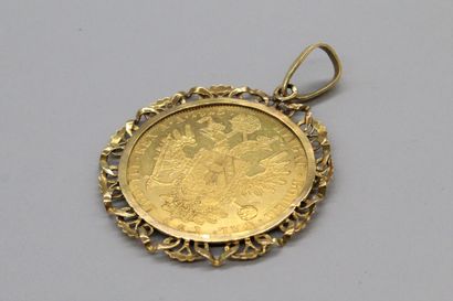 null Gold coin of 4 ducat Franz Joseph I (refrappe), mounted in pendant in yellow...