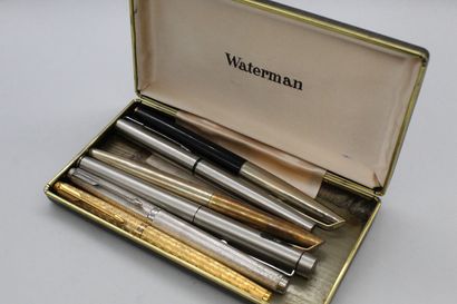 null Lot de six stylos plume comprenant deux Watermann, un Sheafer et trois Parker....
