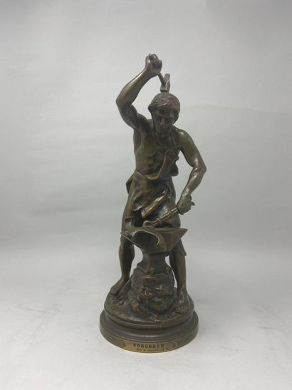 null GAUDEZ Adrien Etienne (1845-1902)

Blacksmith 

Bronze with a brown-green shaded...