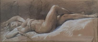 null BARRIAS Félix Joseph, 1822-1907,

Reclining nude,

black pencil and white chalk...