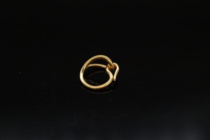 null HERMES PARIS 



Gold-plated metal scarf ring model "Hook". 



Diameter : ...