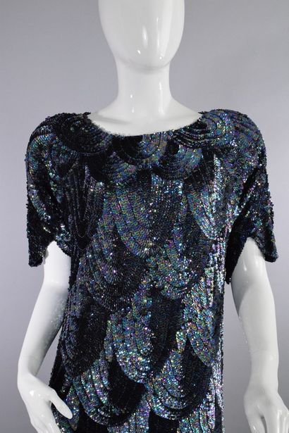 null ANONYMOUS 



Evening dress entirely embroidered with black and iridescent multicolored...