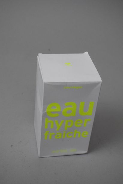 null COURREGES



Perfume bottle "Eau hyper fraiche" in its box. Glass bottle frosted...