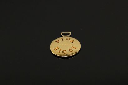 null 
NINA RICCI



Pendeloque zip pull in gold metal with the name of the House....
