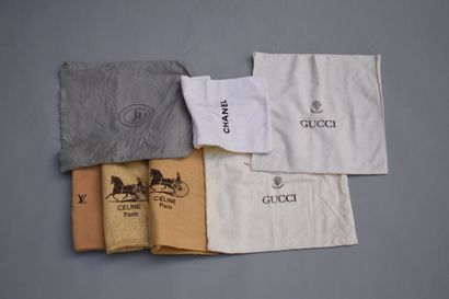 null LOUIS VUITTON, CHANEL, CELINE, GUCCI, CHRISTIAN DIOR Bags



Set of 8 dustbags....