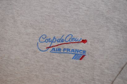 null AIR FRANCE 

(Circa 1980) 



Lot composed of a pyjama and a night kit for ...