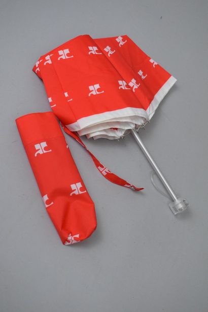 null COURREGES



White and red folding umbrella with brand logo and transaparent...