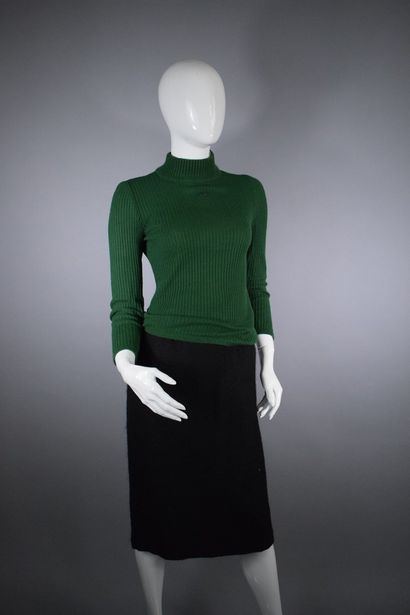 null COURREGES 



Fir green long-sleeved chimney neck sweater, logo of the House...