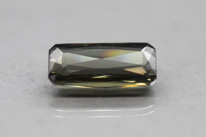 null Green octagon tourmaline on paper.

Accompanied by an AIG certificate.

Weight...