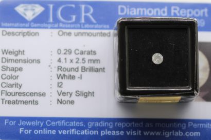 null Diamant "white I" rond sous scellé.

Accompagné d'un certificat IGR indiquant...