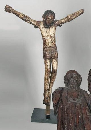 null Christ en bois sculpté polychrome espagnol du début du XVIe siècle. Il est représenté...