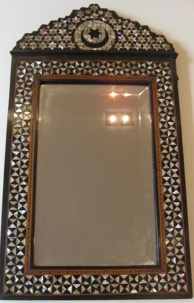 Miroir ottoman rectangulaire en bois marqueté...