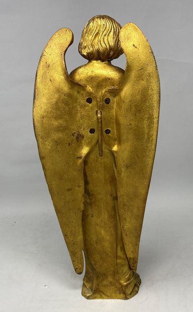 null Element d'ornementation en bronze à patine dorée, représentant un ange en prière

usure...