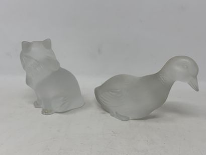 null LALIQUE France

Sujet en cristal opalescent figurant un chat

Signé sur le dessous

H....