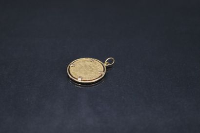 null Pendant in yellow gold 18K (750) enclosing a coin of 20 Francs gold Napoleon...
