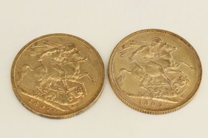 null Deux pièces en or de 1 souverain Victoria " old head ".

- 1897 S (x1) - S :...
