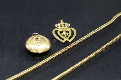 Lot of 18K (750) yellow gold including a...