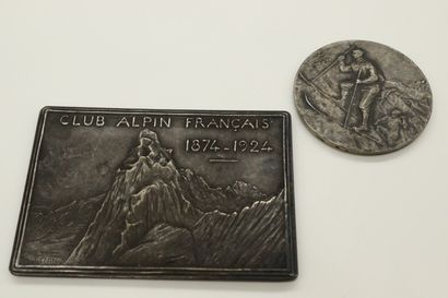 null Two silver table medals on the theme of skiing:

- rectangular by ap. A. Penin....