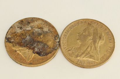 Two gold coins of 1 sovereign Victoria 