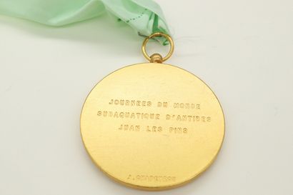 null Medal in gilded metal of ap. J. Chapeyrou: French federation of studies and...