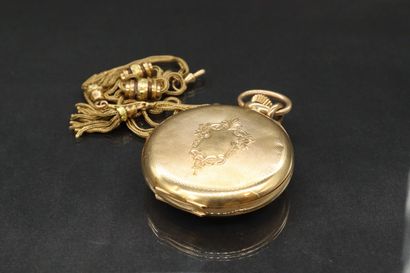 null Pocket watch in 18k (750) yellow gold, enamel dial with Roman and Arabic numerals...