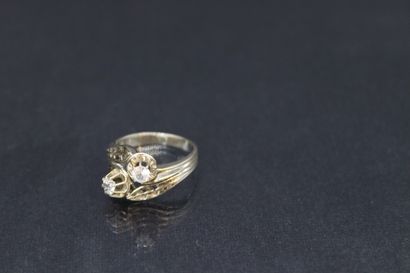 null Ring Toi&Moi in 18k (750) white gold with two white stones.

Eagle head hallmark....