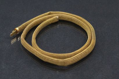 null Necklace in 18k (750) yellow gold with tubogas mesh.

Eagle head hallmark

Hallmark...