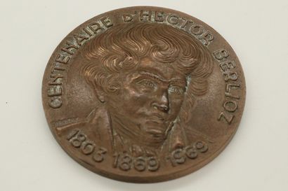 Médaille de table en bronze

Avers : centenaire...