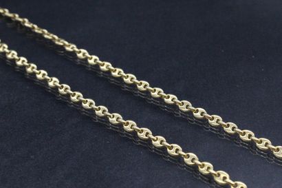 null Important long necklace in 18k (750) yellow gold with coffee bean link. 

Length...