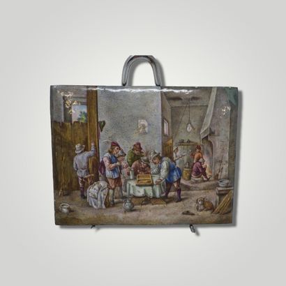 null Enamel plate on copper showing tric trac players in a tavern.

6 x 9 cm.
