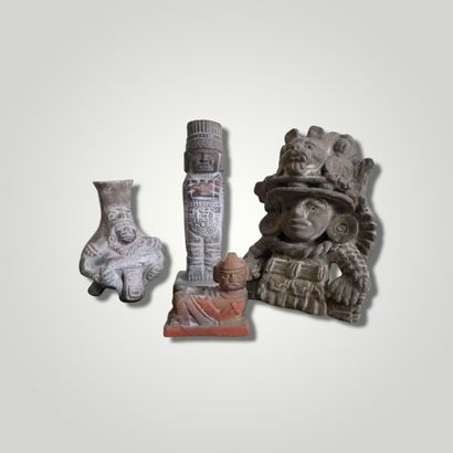 null Four sculptures in terracotta, South American work (modern copies).