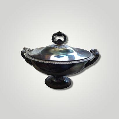 null Soup tureen on silver plated metal pedestal the edges underlined of a frieze...