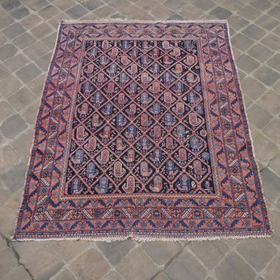 null Old Afchar carpet - Iran

First part of the 20th century

Wool velvet on cotton...