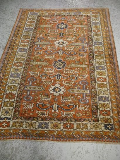 null Perepedil carpet - Caucasus

Beginning of the XXth century

Wool velvet on wool...